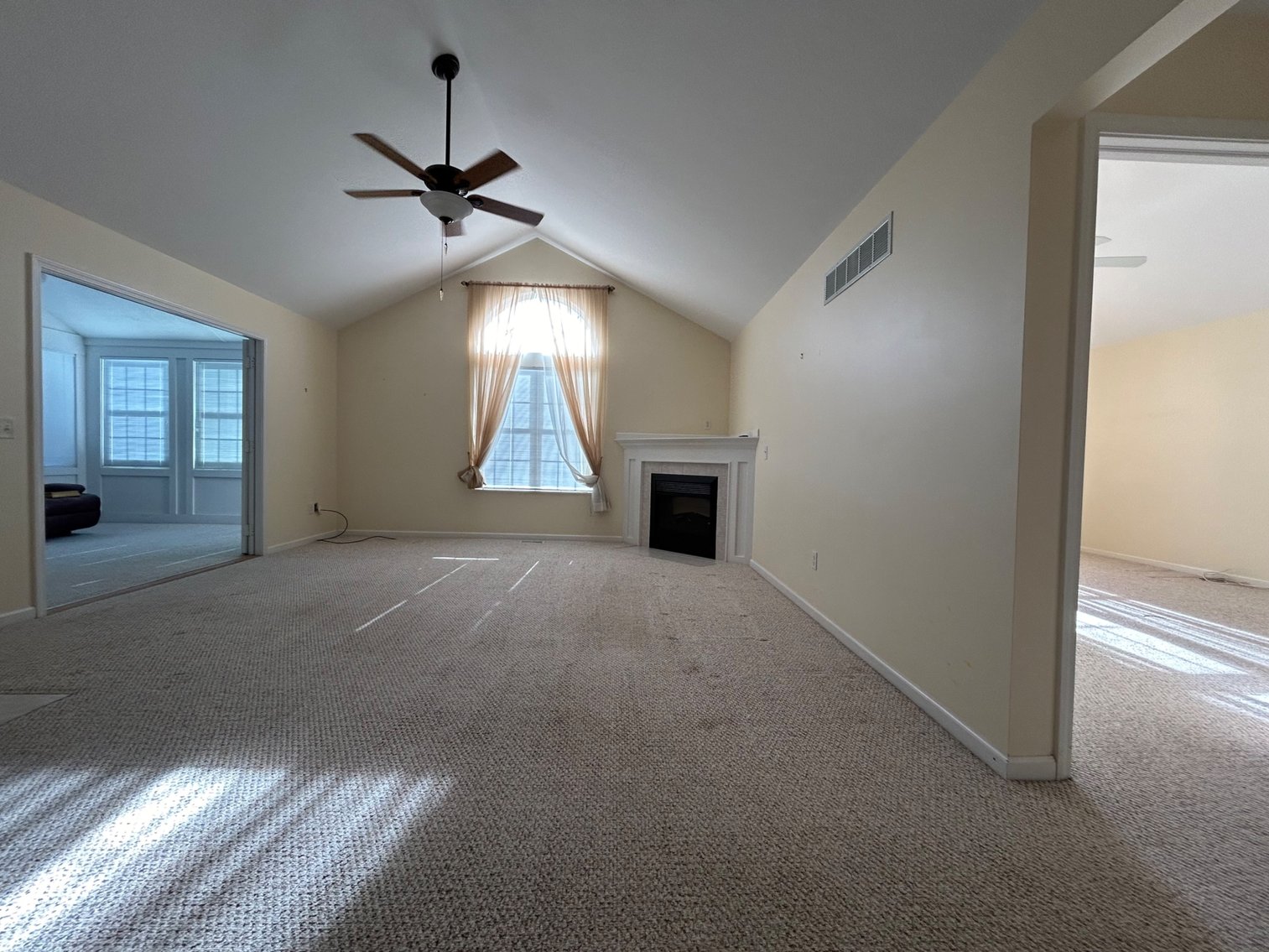 Image for 68 Summerfield Blvd Bowling Green, OH  43402