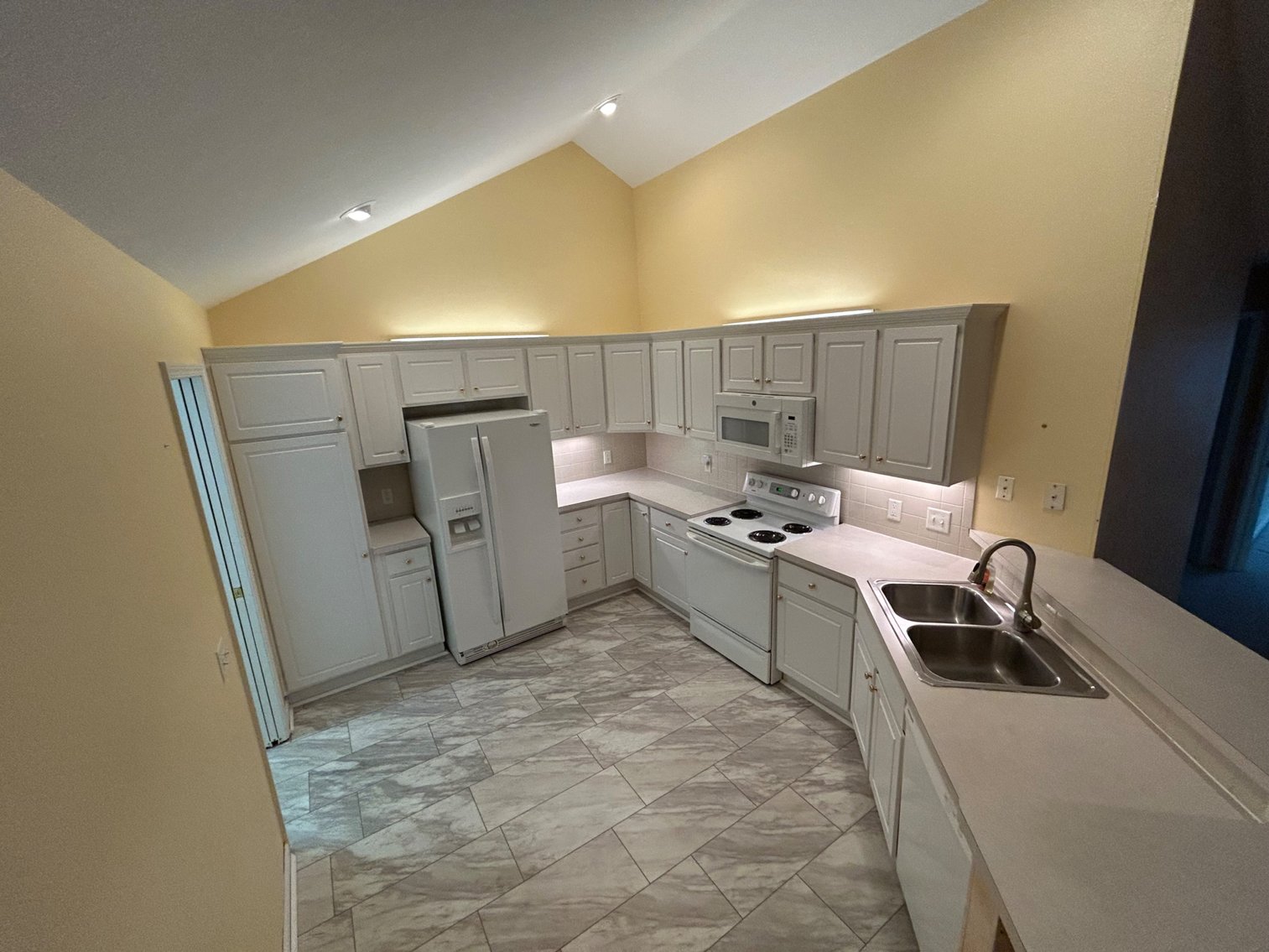 Image for 68 Summerfield Blvd Bowling Green, OH  43402