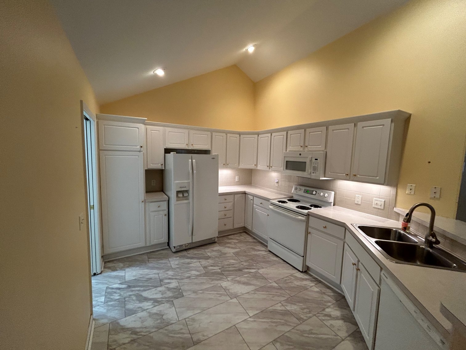 Image for 68 Summerfield Blvd Bowling Green, OH  43402