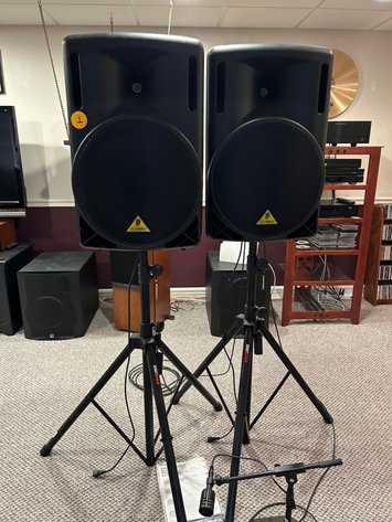 Small but Mighty Online Auction