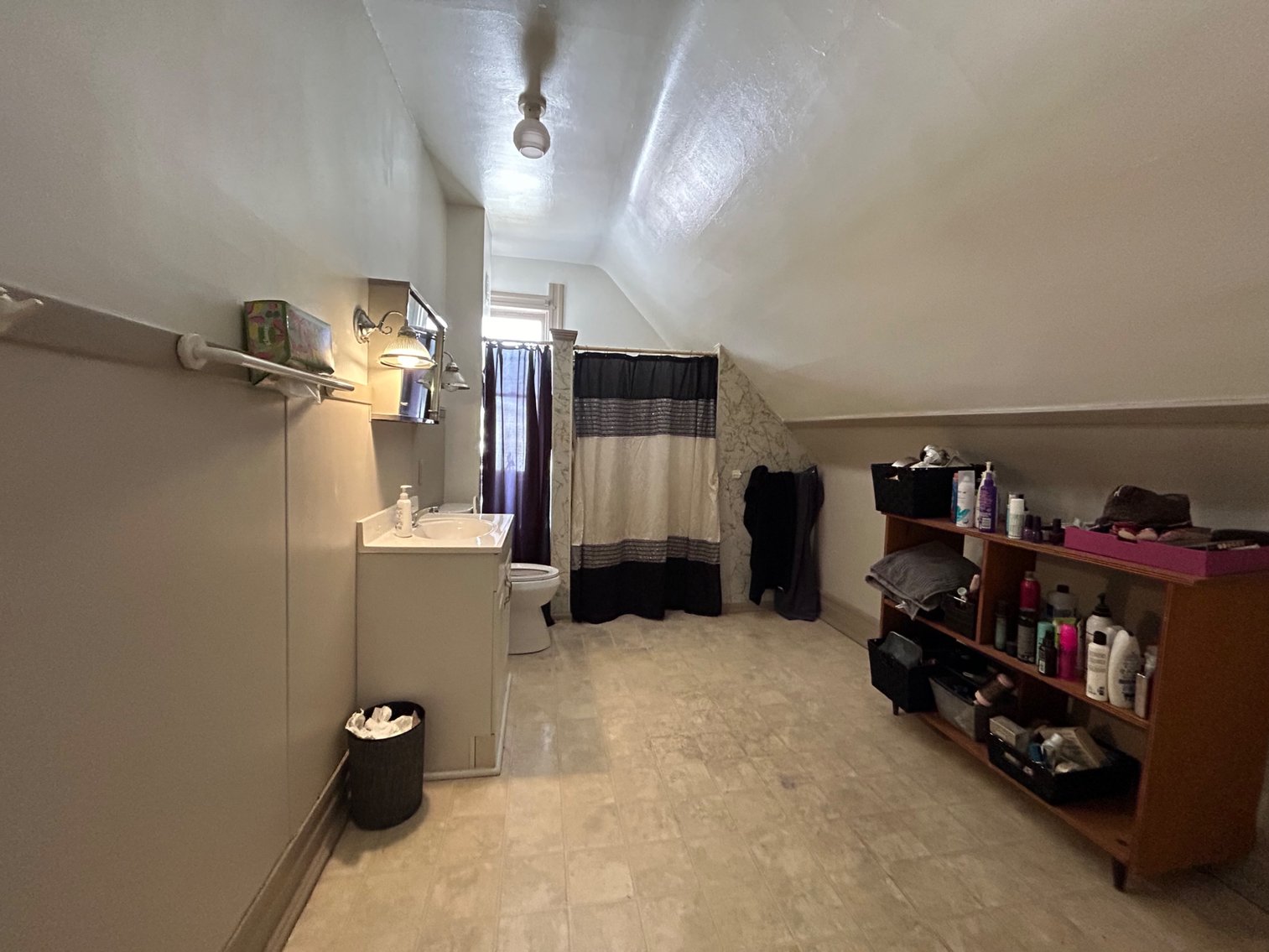 Image for Duplex in Bowling Green, OH  43402