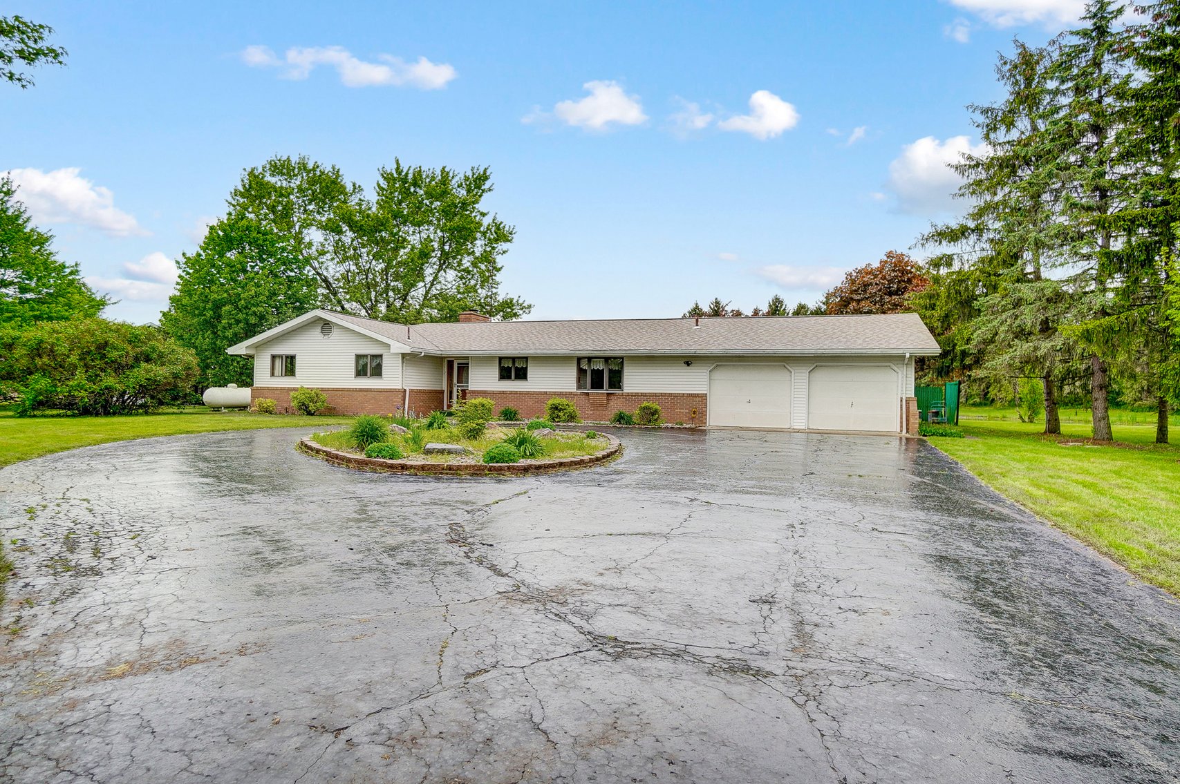 Image for 19221 W. River Rd, Bowling Green, OH  43402