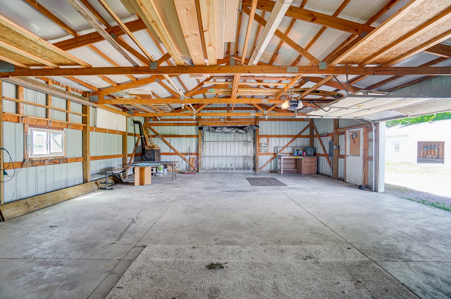 Image for Country Home with Pond and Pole Barn