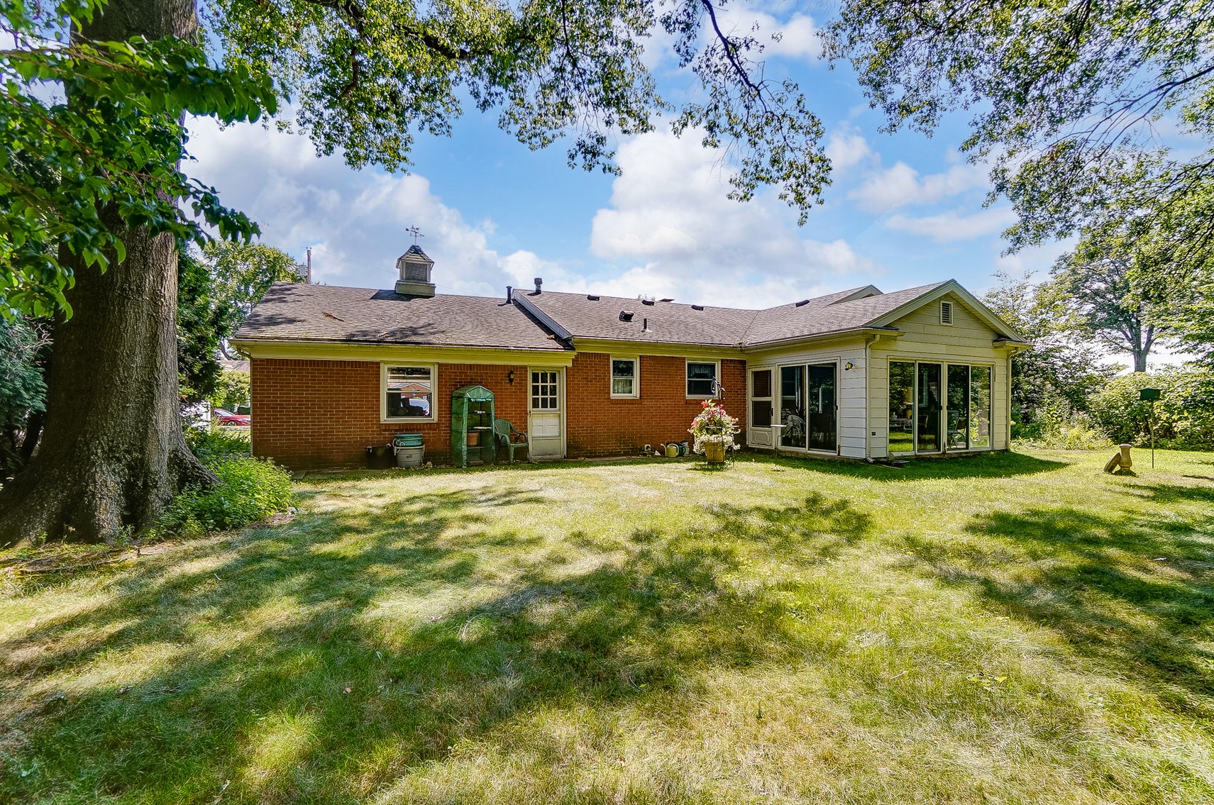 Image for 1308 Brownwood Dr, Bowling Green, OH  43402