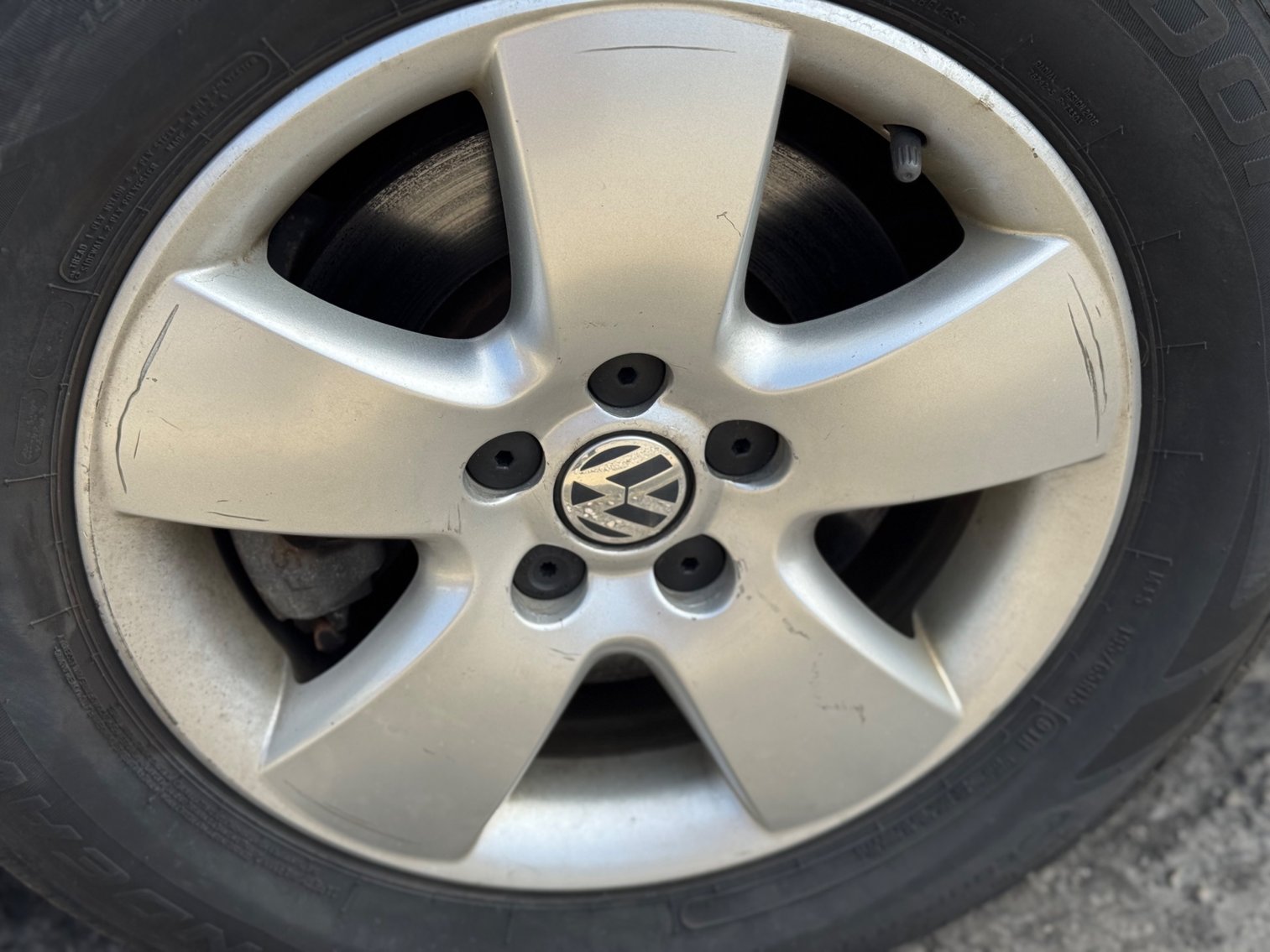 Image for 2004 Volkswagen Jetta GLS