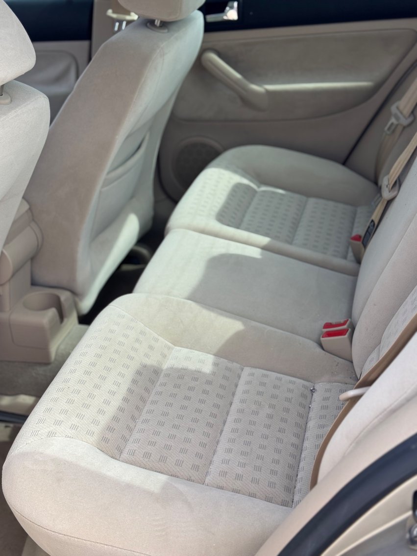 Image for 2004 Volkswagen Jetta GLS