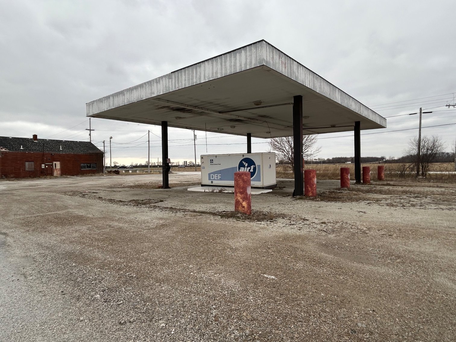 Image for 10+/- ACRES with Hotel and Buildings