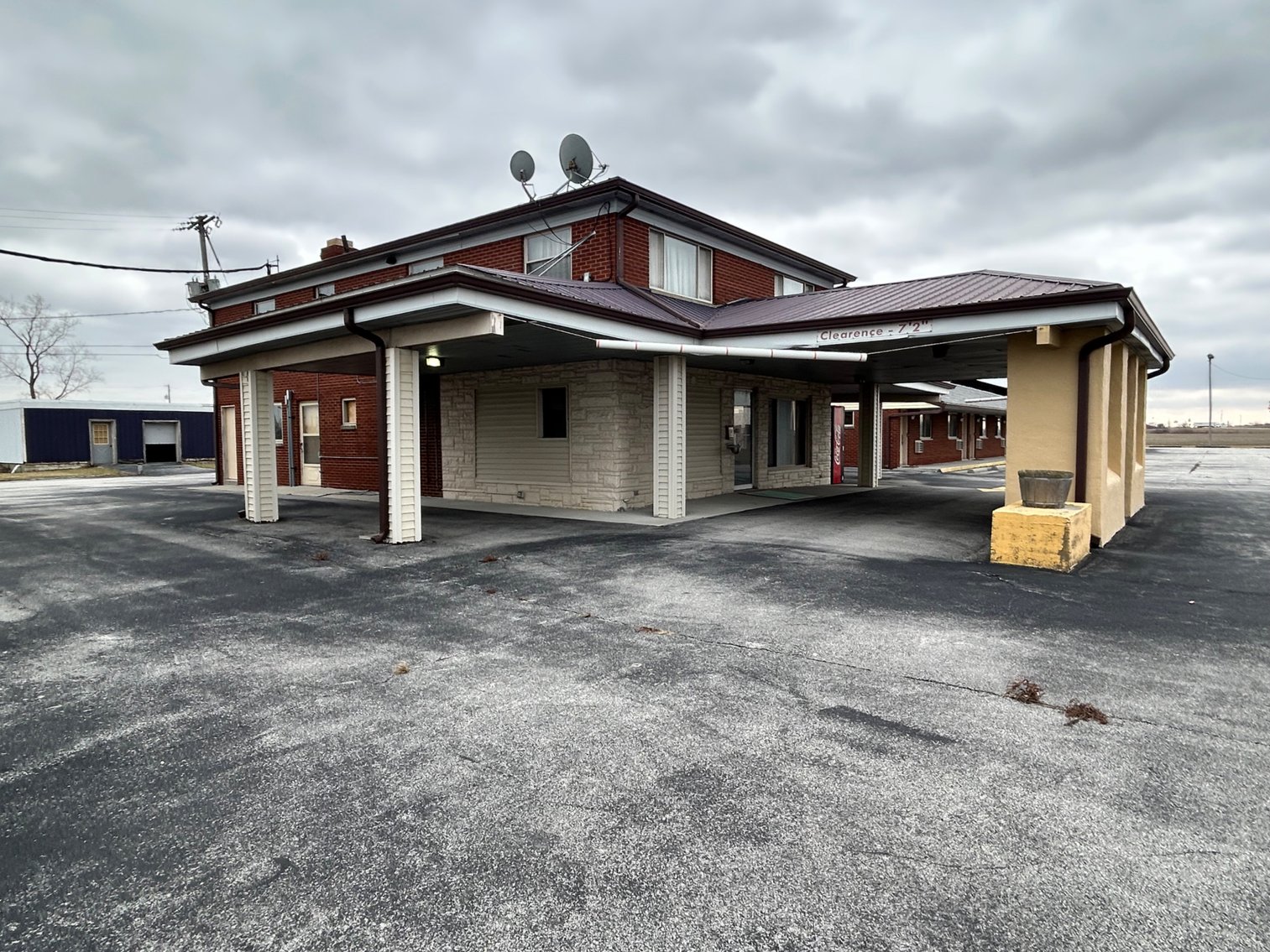 Image for 10+/- ACRES with Hotel and Buildings