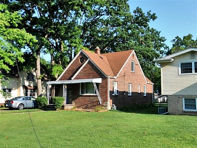 3030 Colby Dr, Toledo, OH 43614