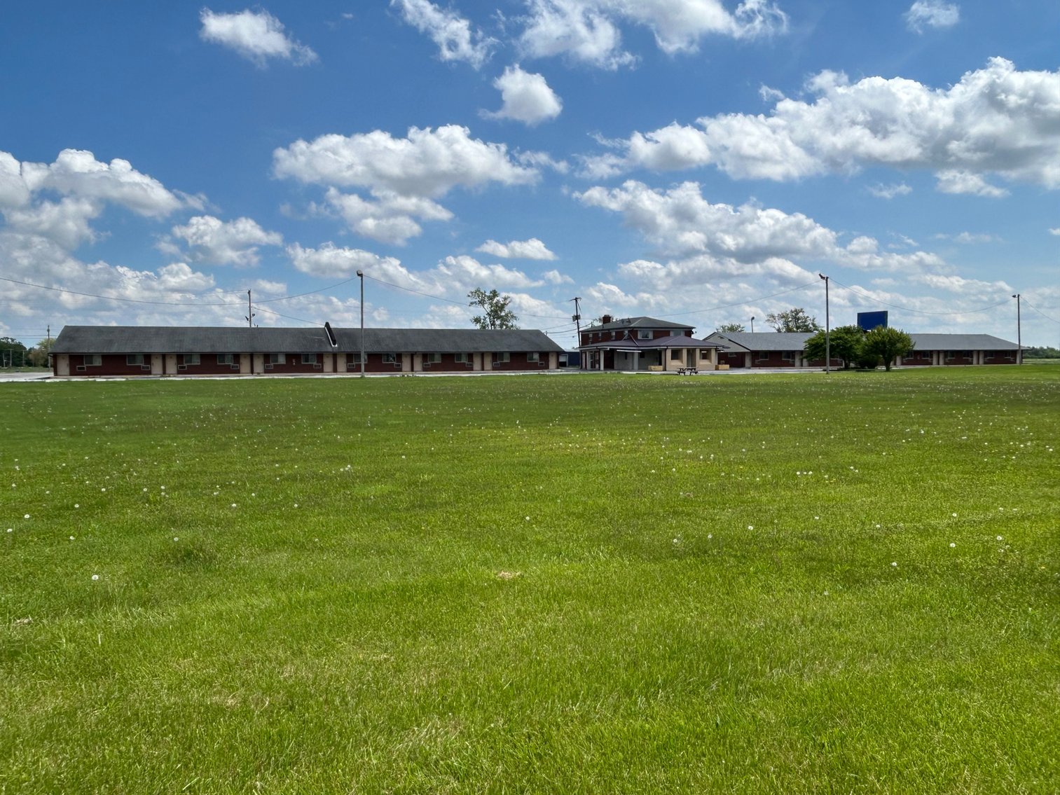 Image for 10+/- ACRES with Hotel and Buildings