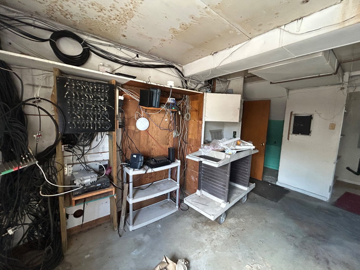 Image for 10+/- ACRES with Hotel and Buildings