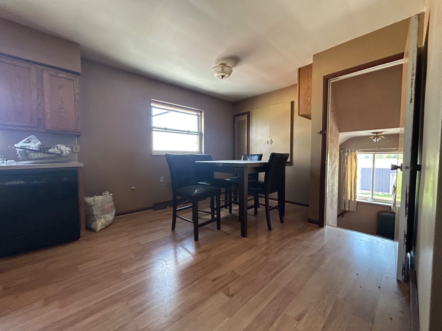 Image for 10+/- ACRES with Hotel and Buildings