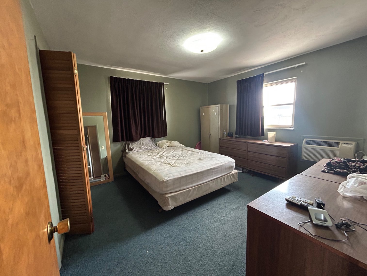 Image for 10+/- ACRES with Hotel and Buildings