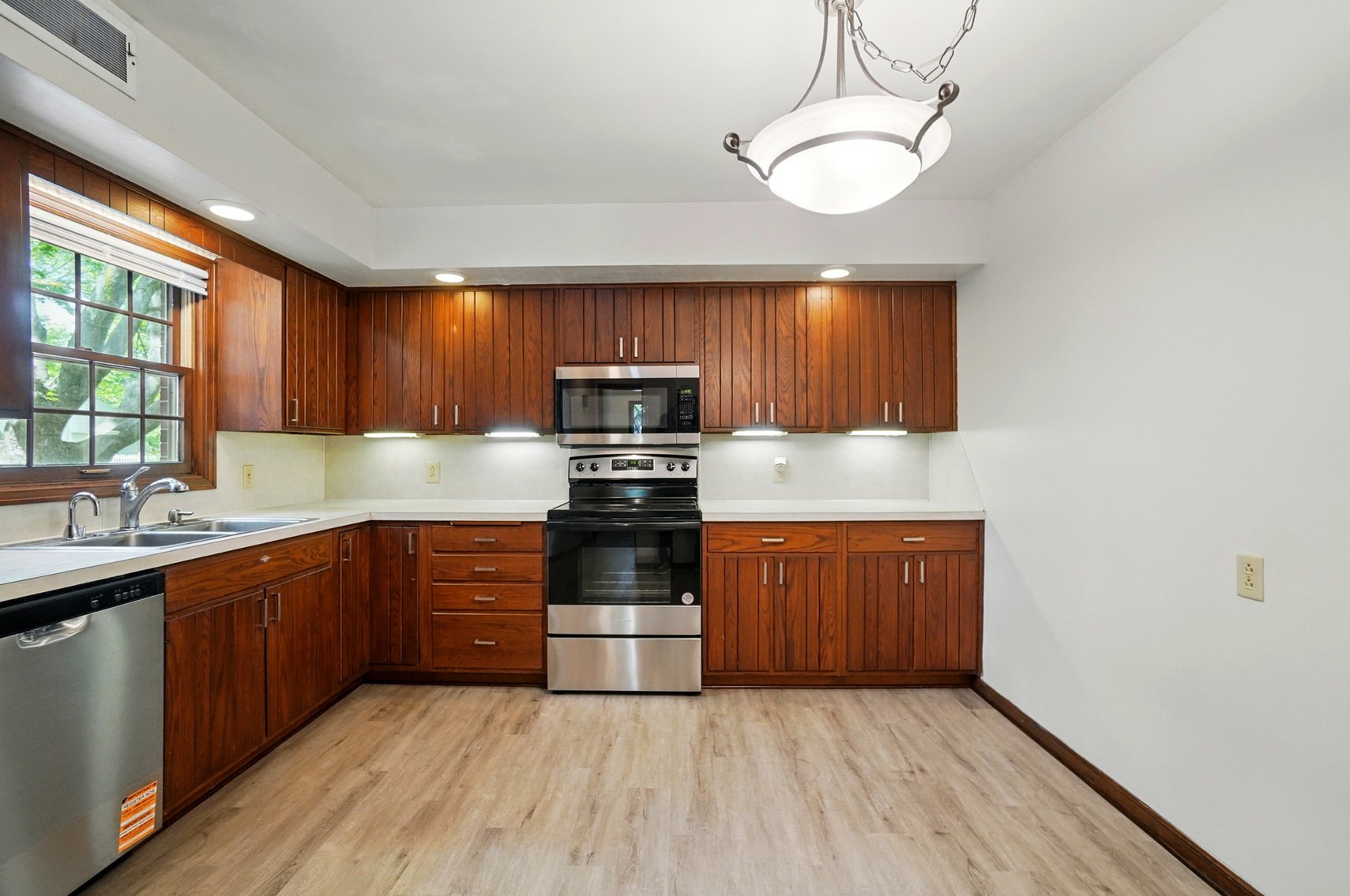 Image for 1110 Bourgogne Ave, Bowling Green, OH  43402