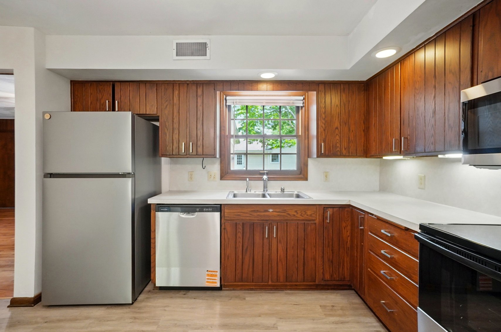 Image for 1110 Bourgogne Ave, Bowling Green, OH  43402