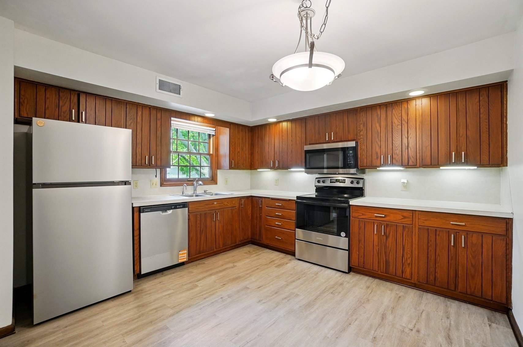 Image for 1110 Bourgogne Ave, Bowling Green, OH  43402