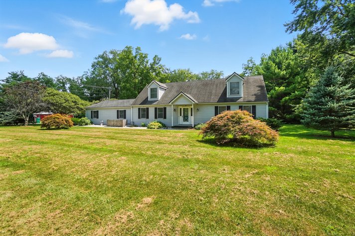 120 Moore St, Pemberville, OH 43450