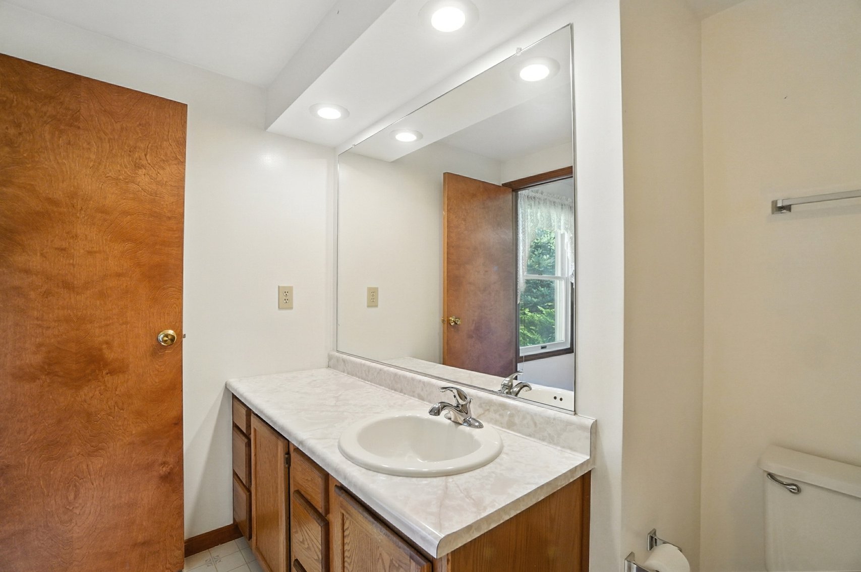 Image for 120 Moore St, Pemberville, OH 43450