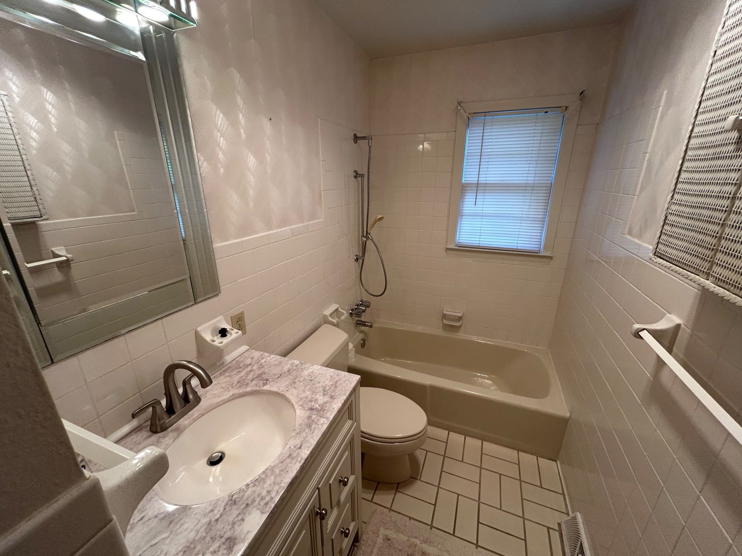 Image for 13380 Klopfenstein Rd, Bowling Green OH  43402