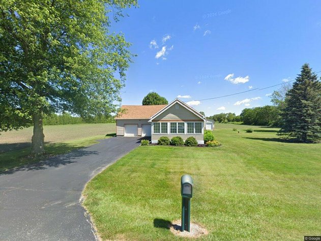 13526 W Kramer Rd, Bowling Green, OH 43402