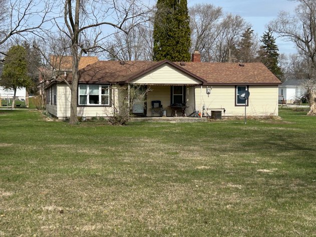 20 Quarry Lane, Luckey Ohio 43443