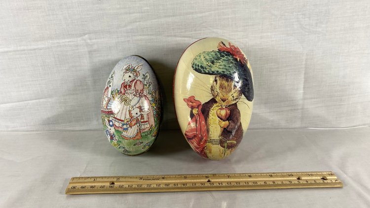 Image for Antiques, Collectibles, Pottery, Roseville, Lennox, Andrea & More