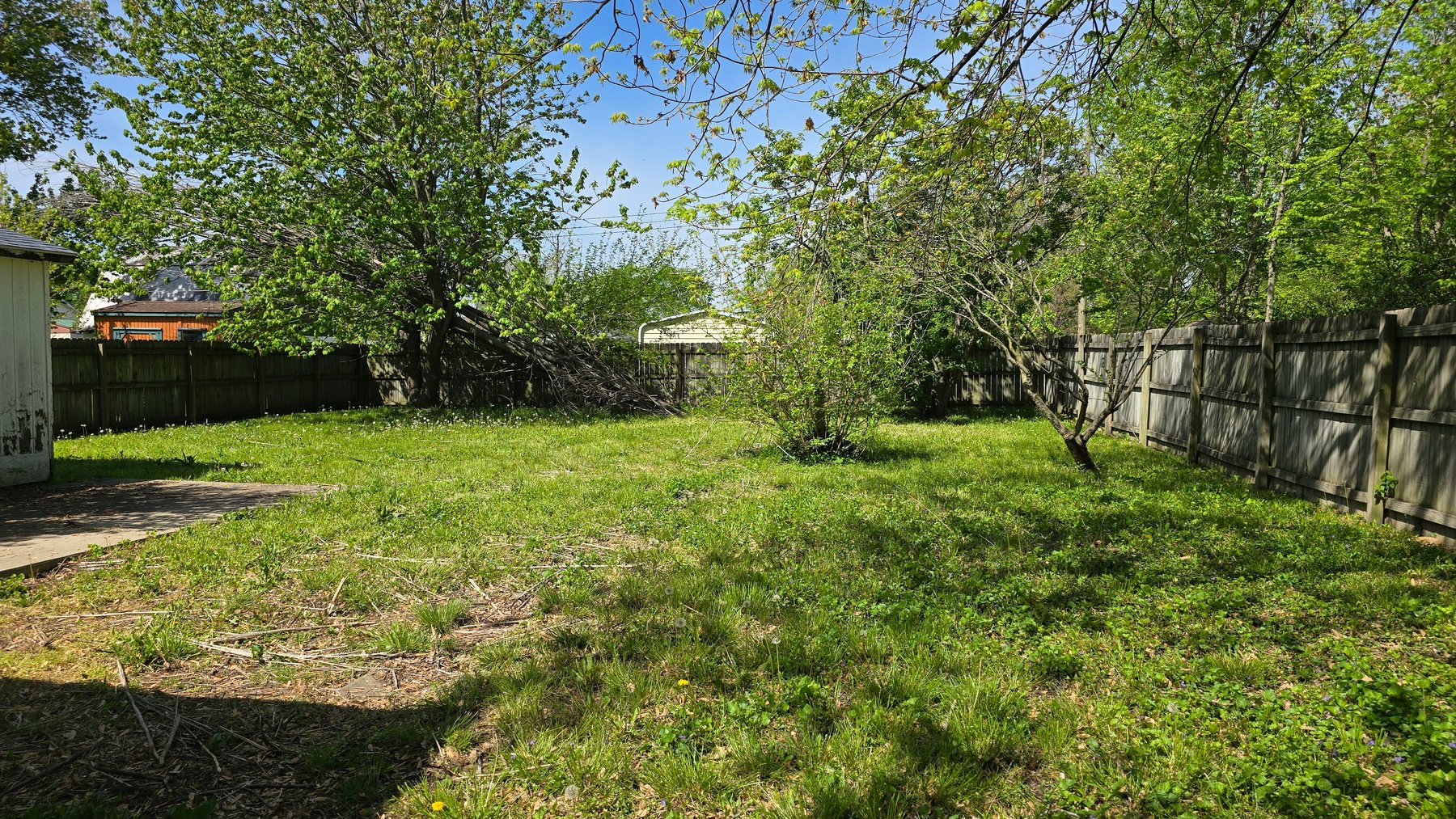 Image for ONLINE ONLY AUCTION: Charming Fixer-Upper with Endless Potential in Sesser!