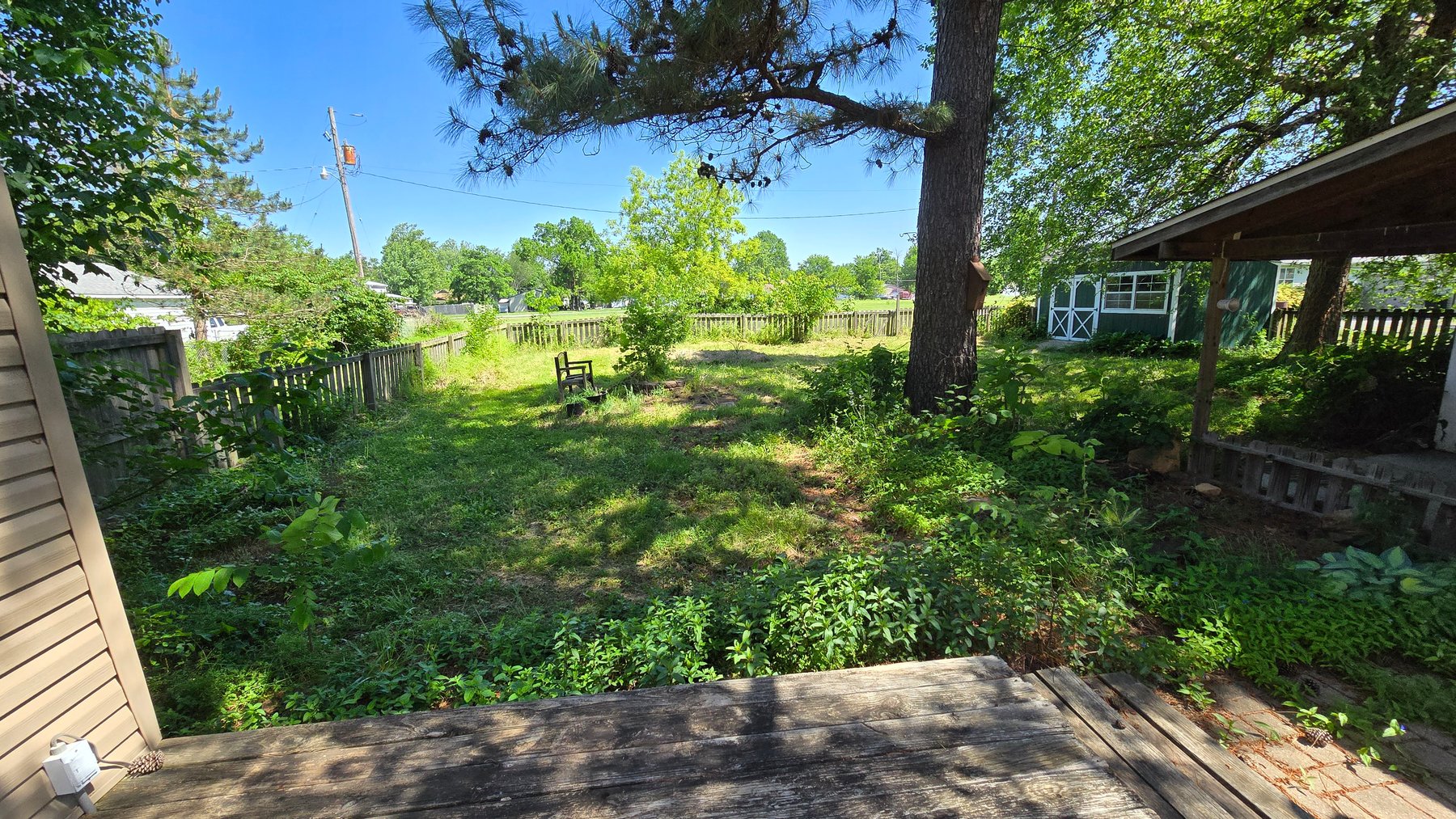 Image for Ready for Your Magic Touch: Herrin Home at Online Auction