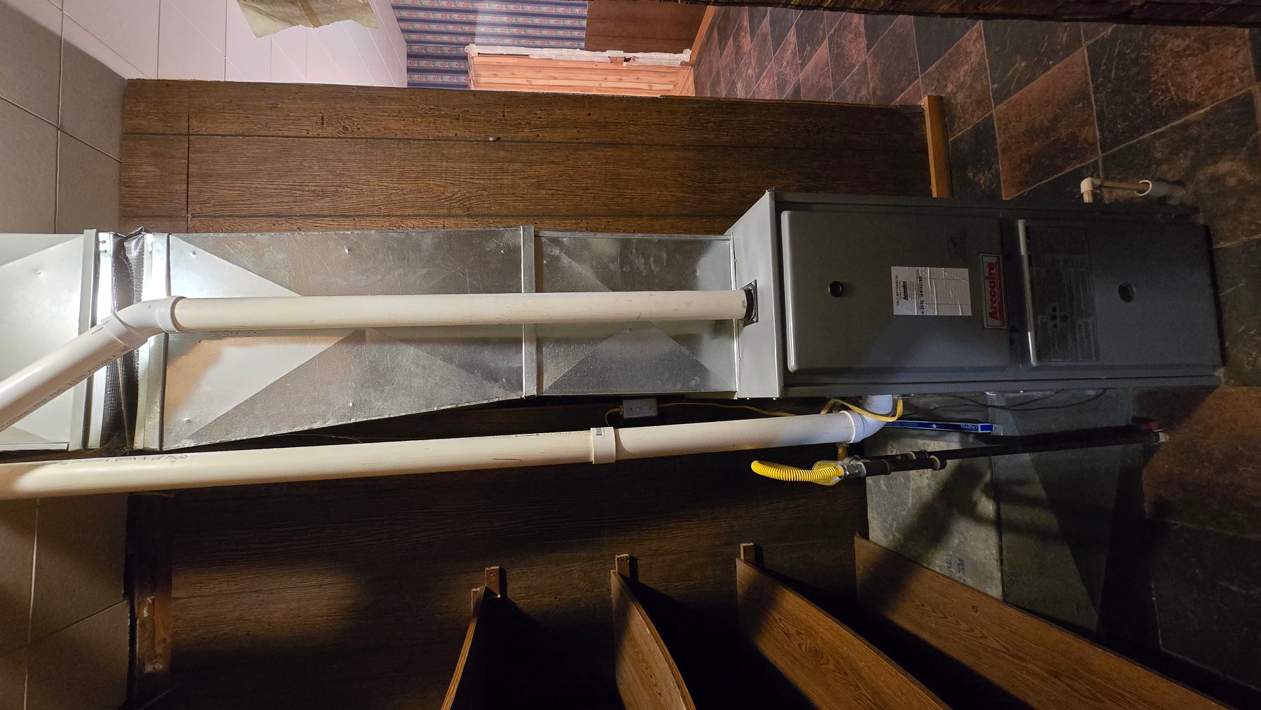 Image for Ready for Your Magic Touch: Herrin Home at Online Auction