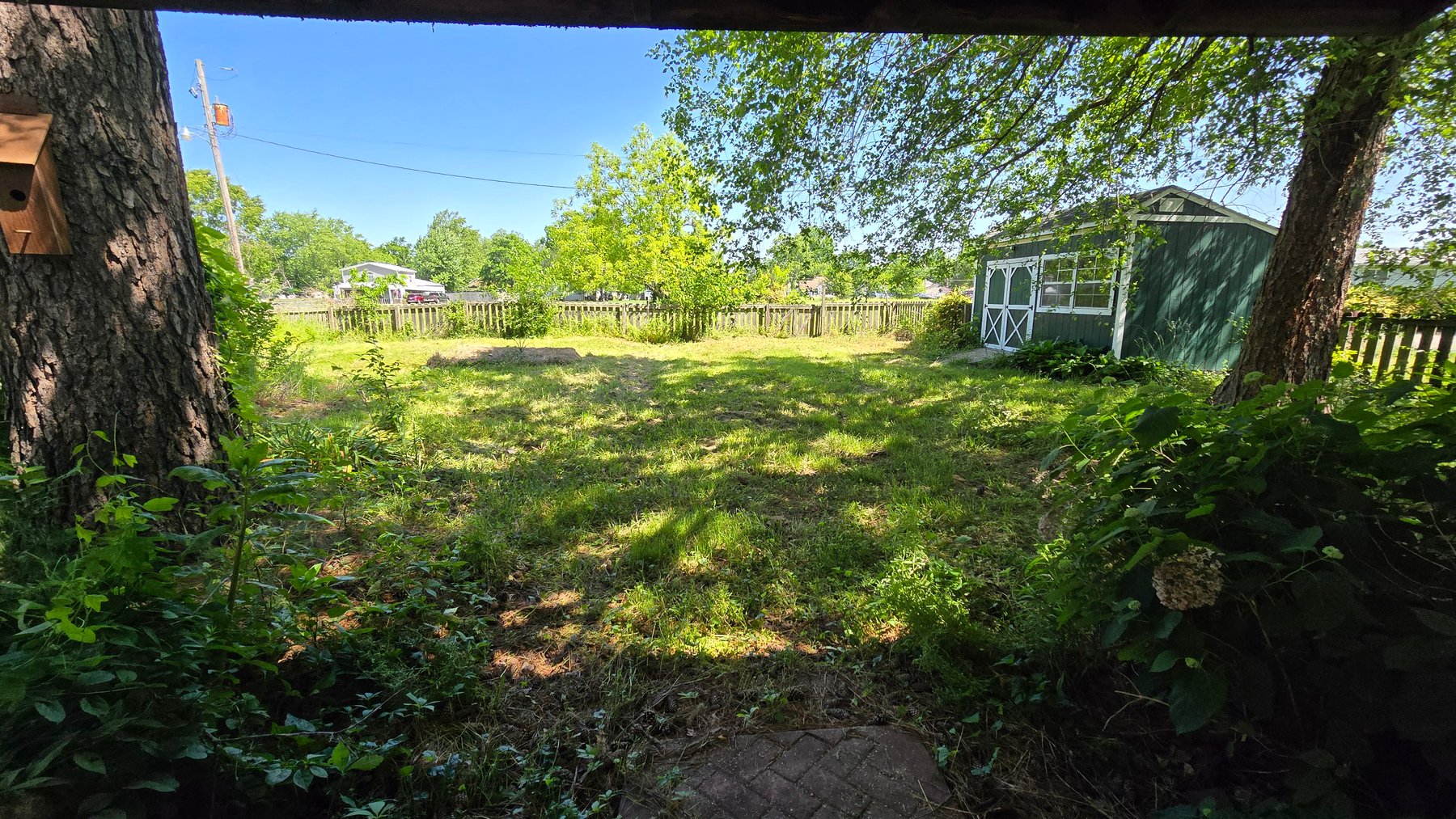 Image for Ready for Your Magic Touch: Herrin Home at Online Auction