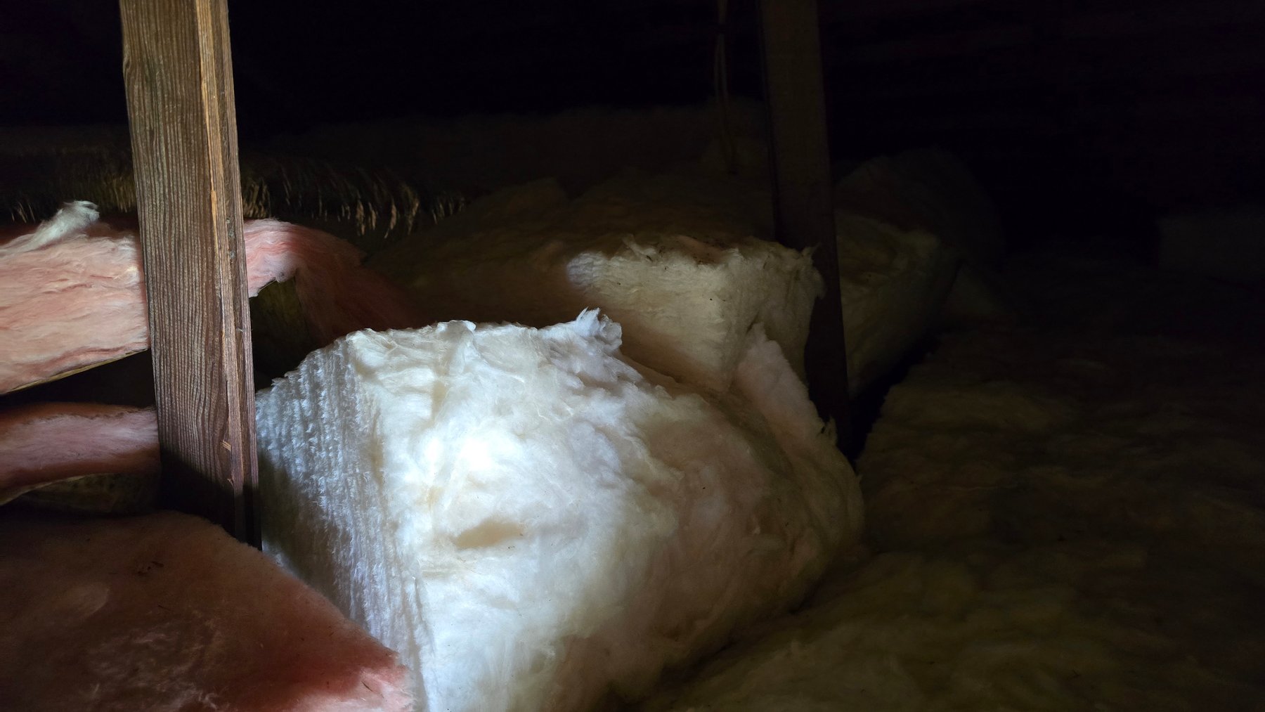 Image for Ready for Your Magic Touch: Herrin Home at Online Auction