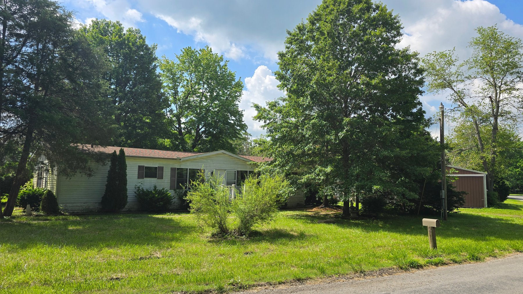 Image for Peaceful Country Living with Privacy and Space