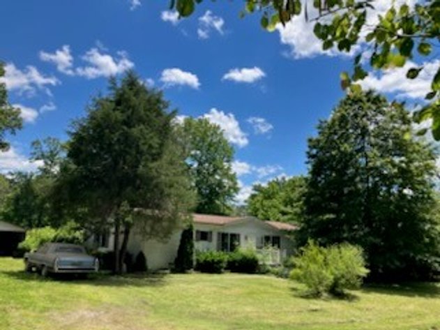 Image for Peaceful Country Living with Privacy and Space