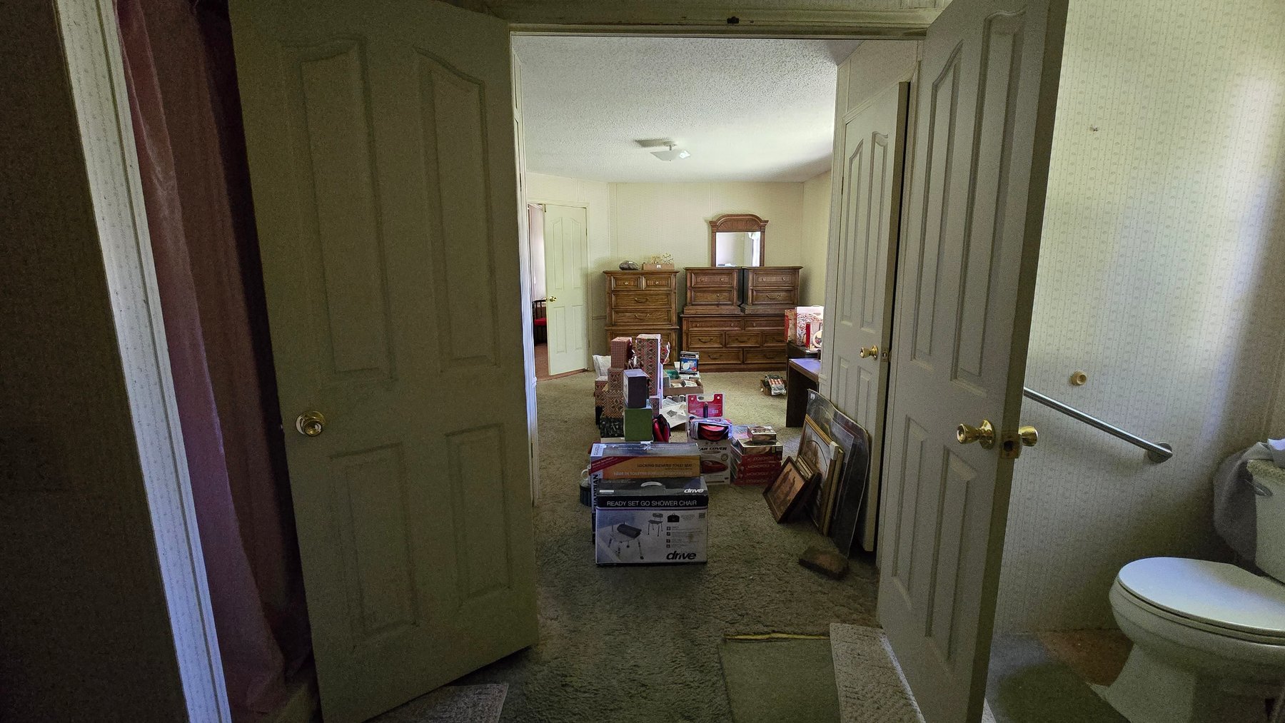 Image for Peaceful Country Living with Privacy and Space