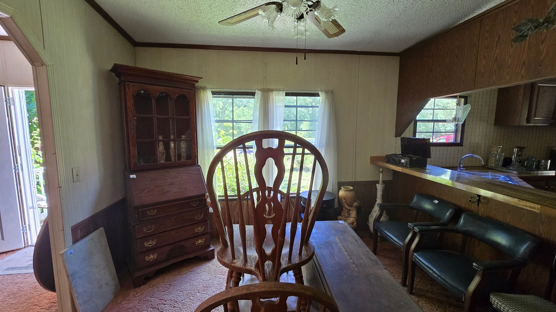 Image for Peaceful Country Living with Privacy and Space