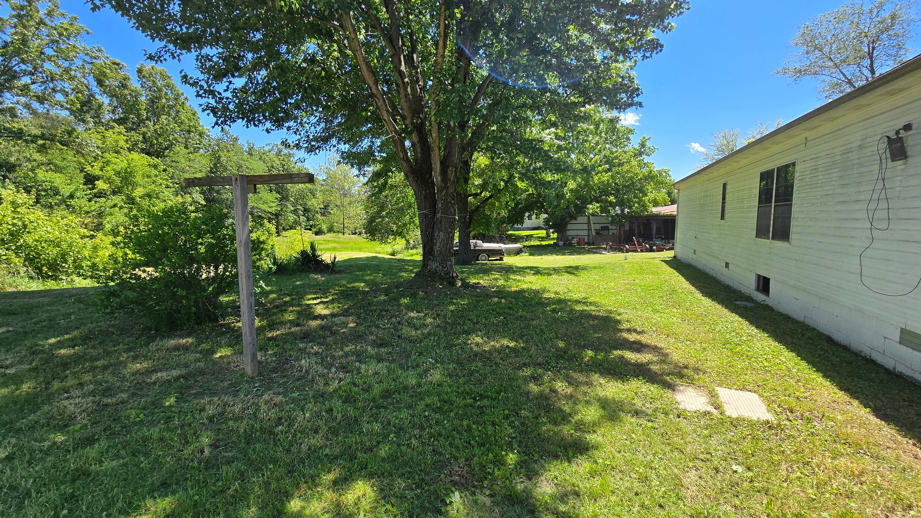 Image for Peaceful Country Living with Privacy and Space