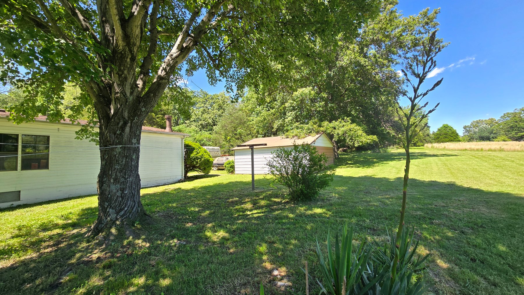 Image for Peaceful Country Living with Privacy and Space