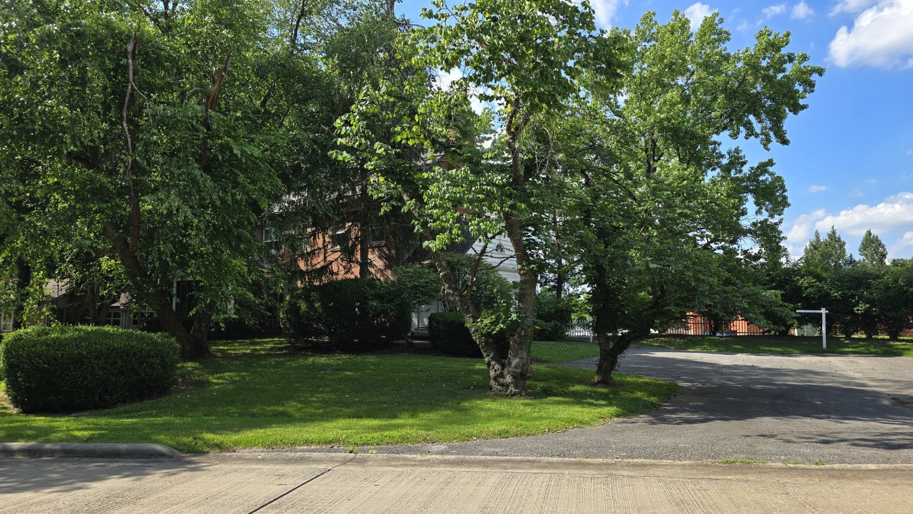 Image for Historic 2-Story Sears Home -- Online Real Estate Auction