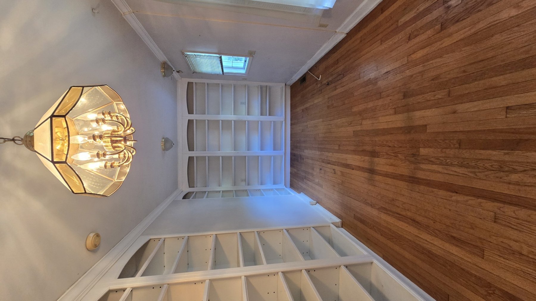 Image for Historic 2-Story Sears Home -- Online Real Estate Auction