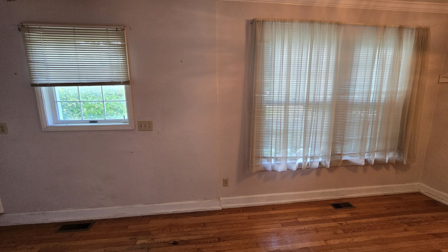 Image for Historic 2-Story Sears Home -- Online Real Estate Auction