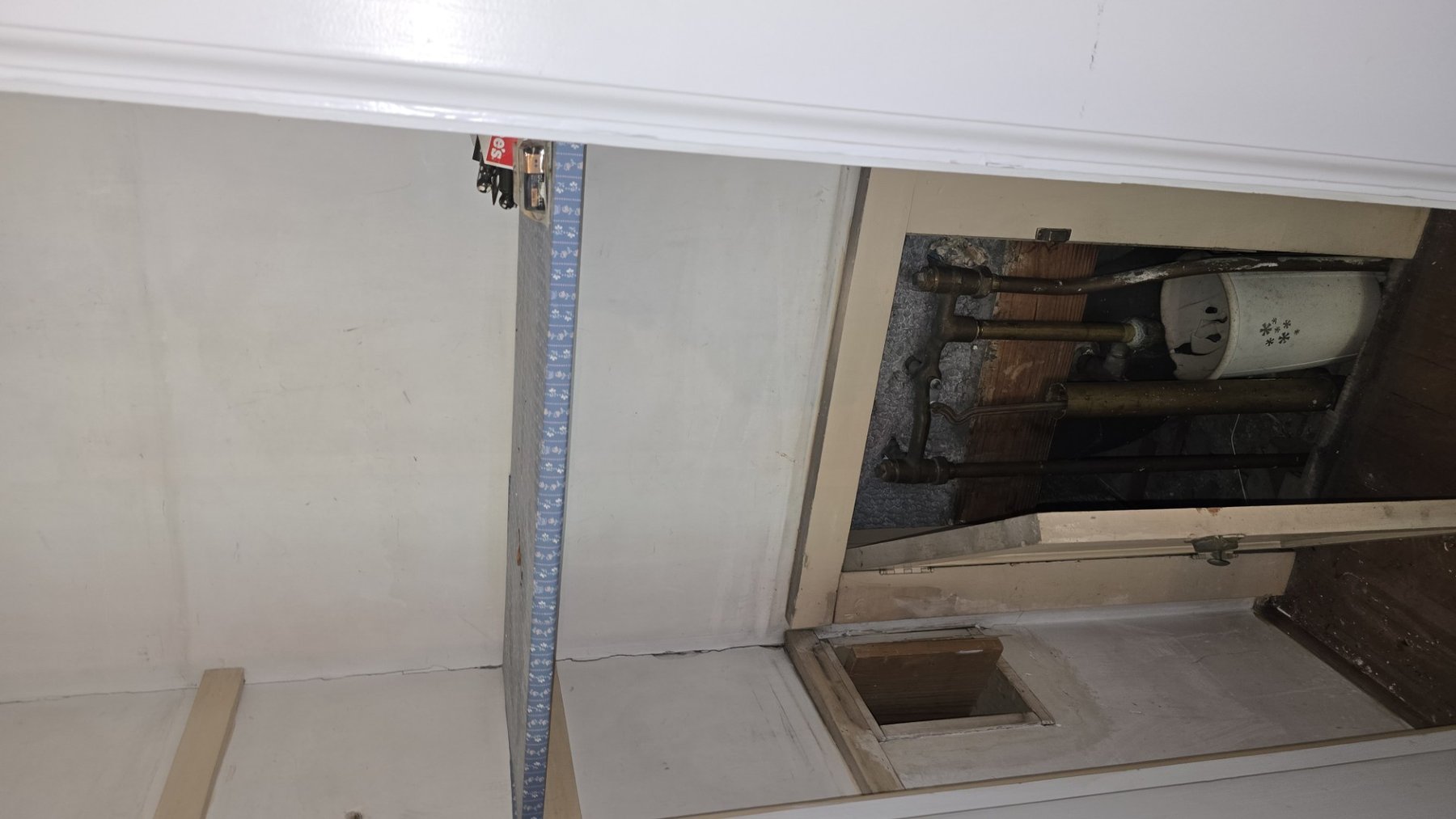 Image for Historic 2-Story Sears Home -- Online Real Estate Auction