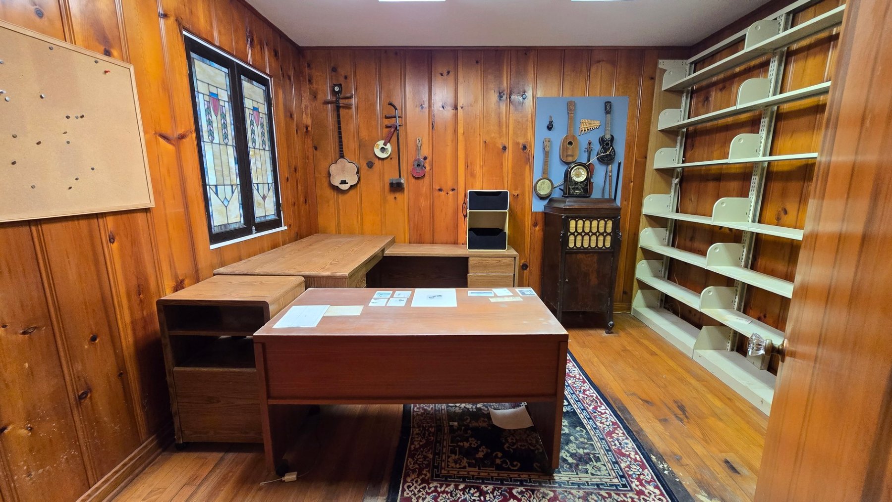 Image for Mid-Century Modern Home Ready for New Owner at Auction