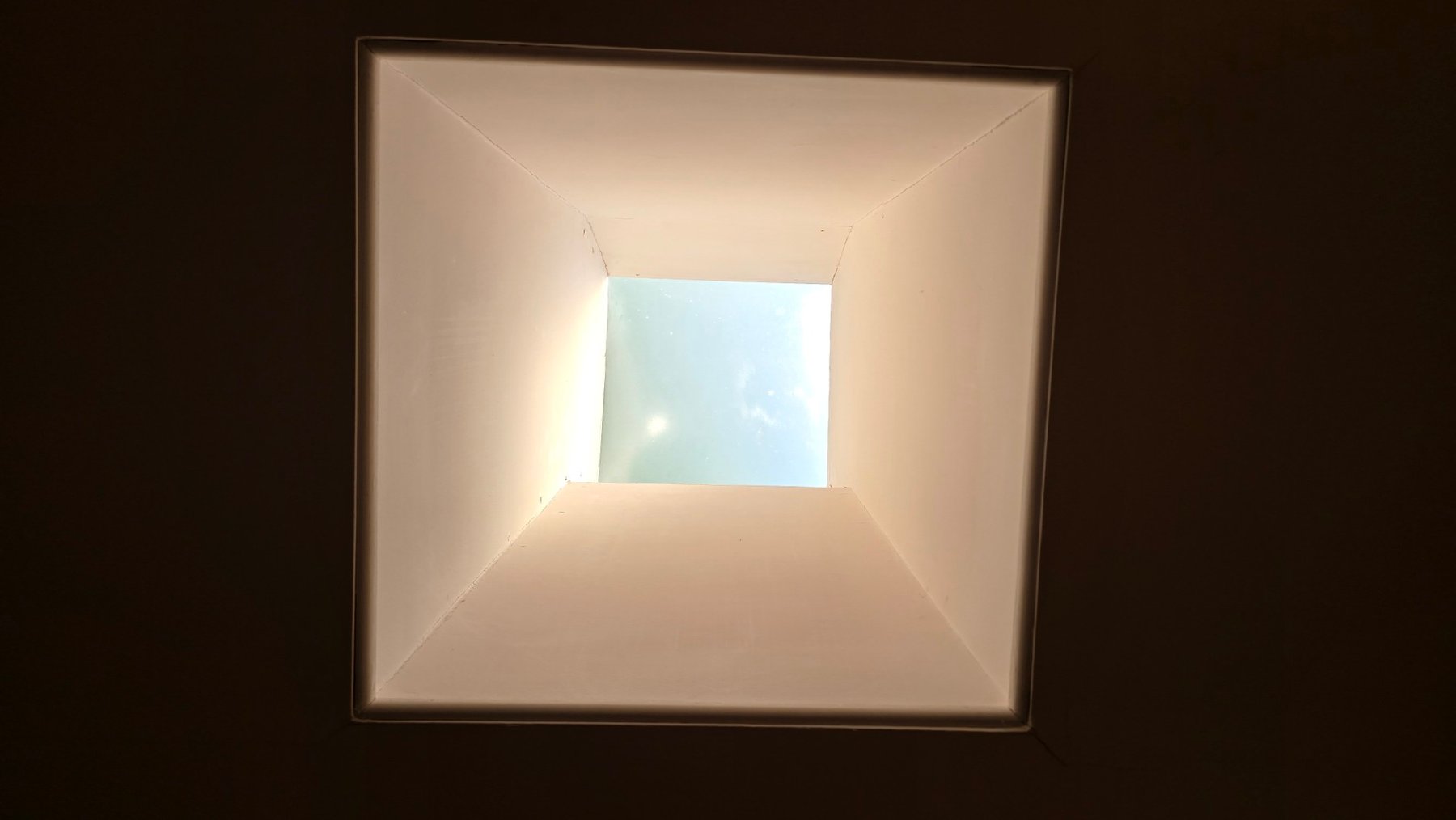 Image for Mid-Century Modern Home Ready for New Owner at Auction