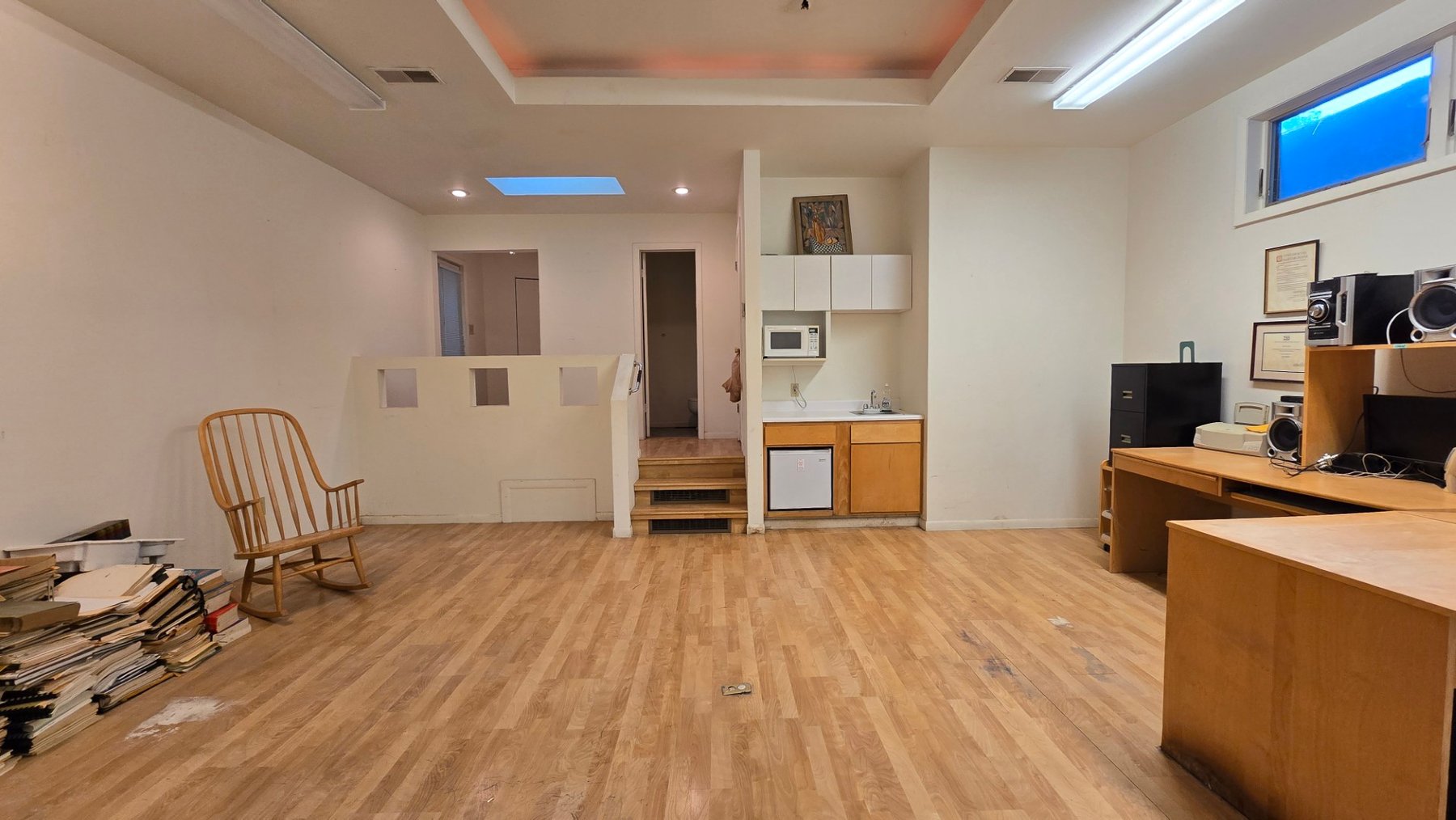 Image for Mid-Century Modern Home Ready for New Owner at Auction