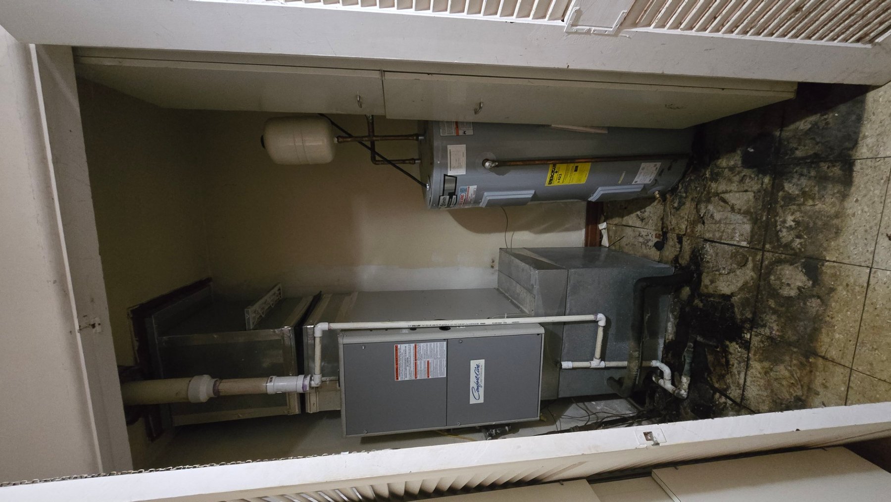 Image for Mid-Century Modern Home Ready for New Owner at Auction