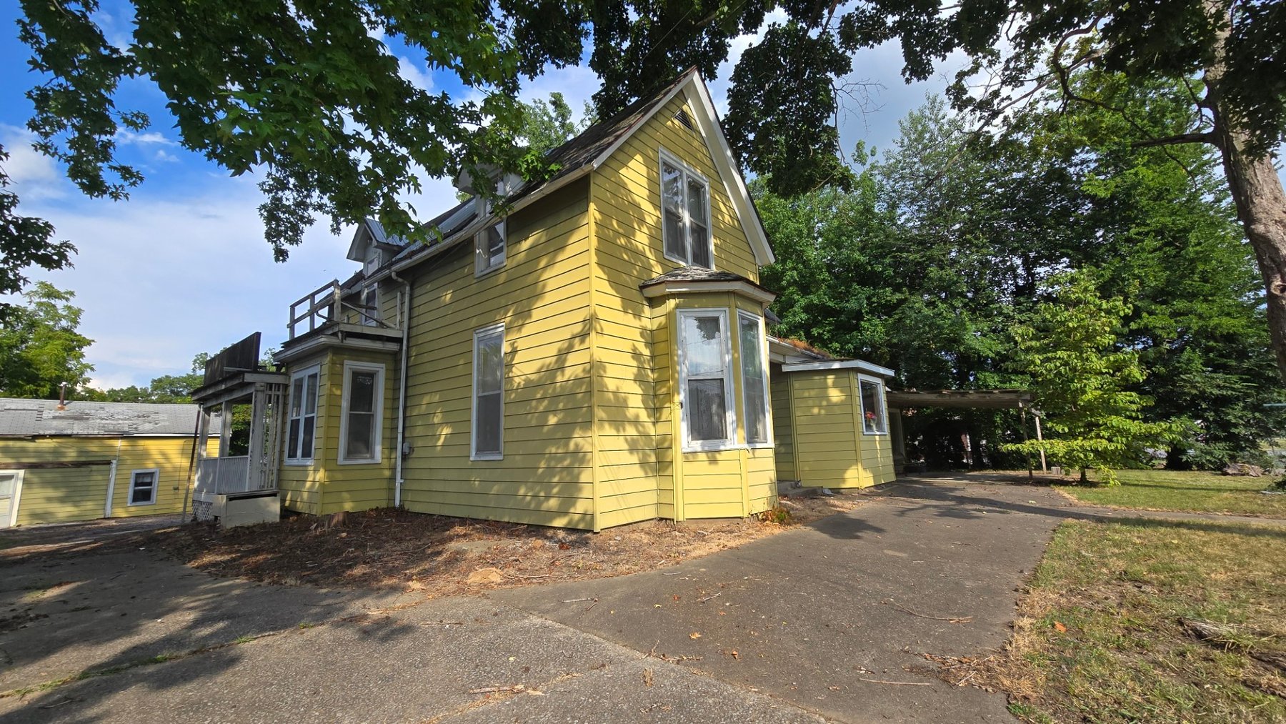 Image for FORMER FLORIST SHOP REAL ESTATE AUCTION