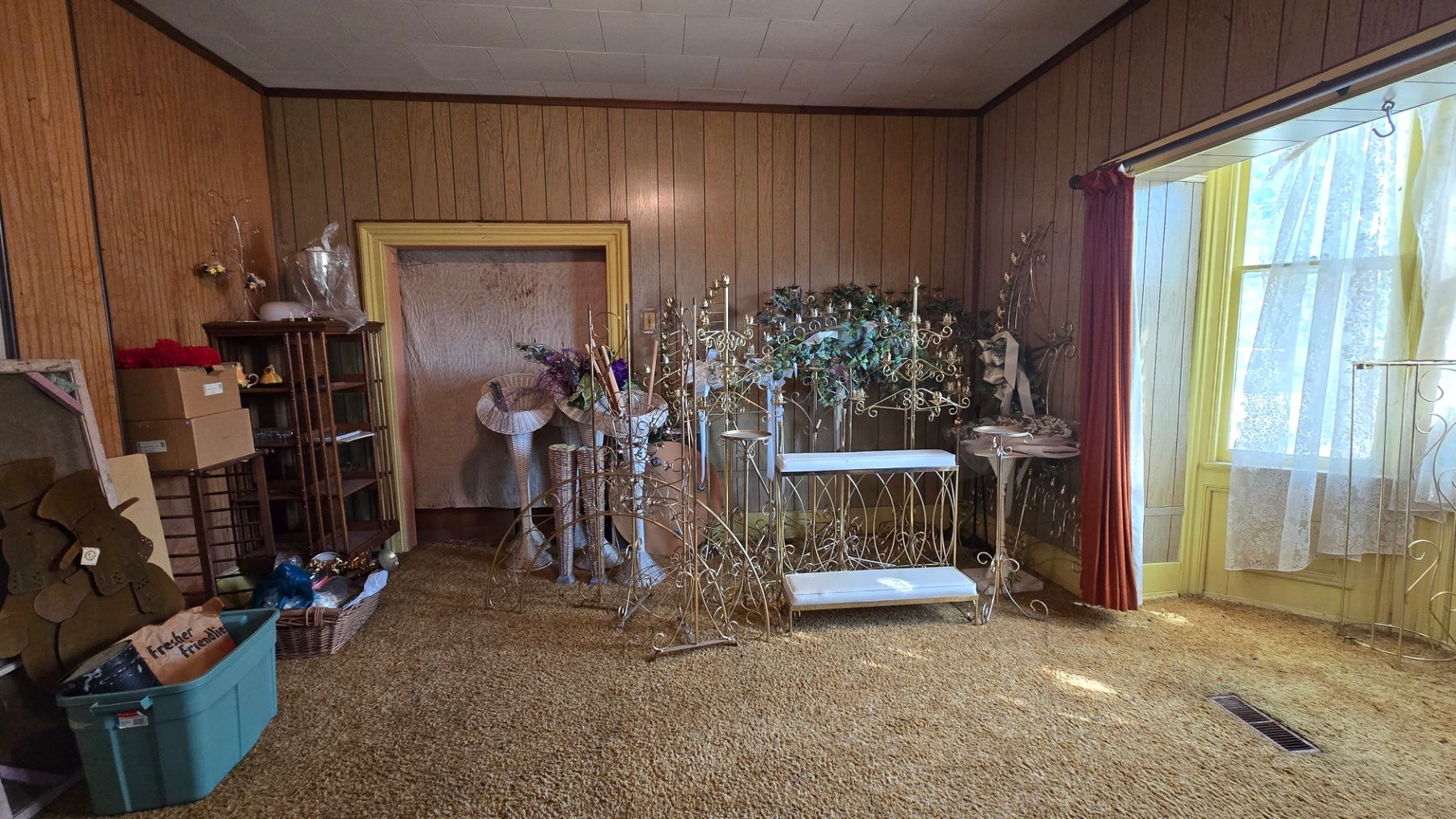 Image for FORMER FLORIST SHOP REAL ESTATE AUCTION