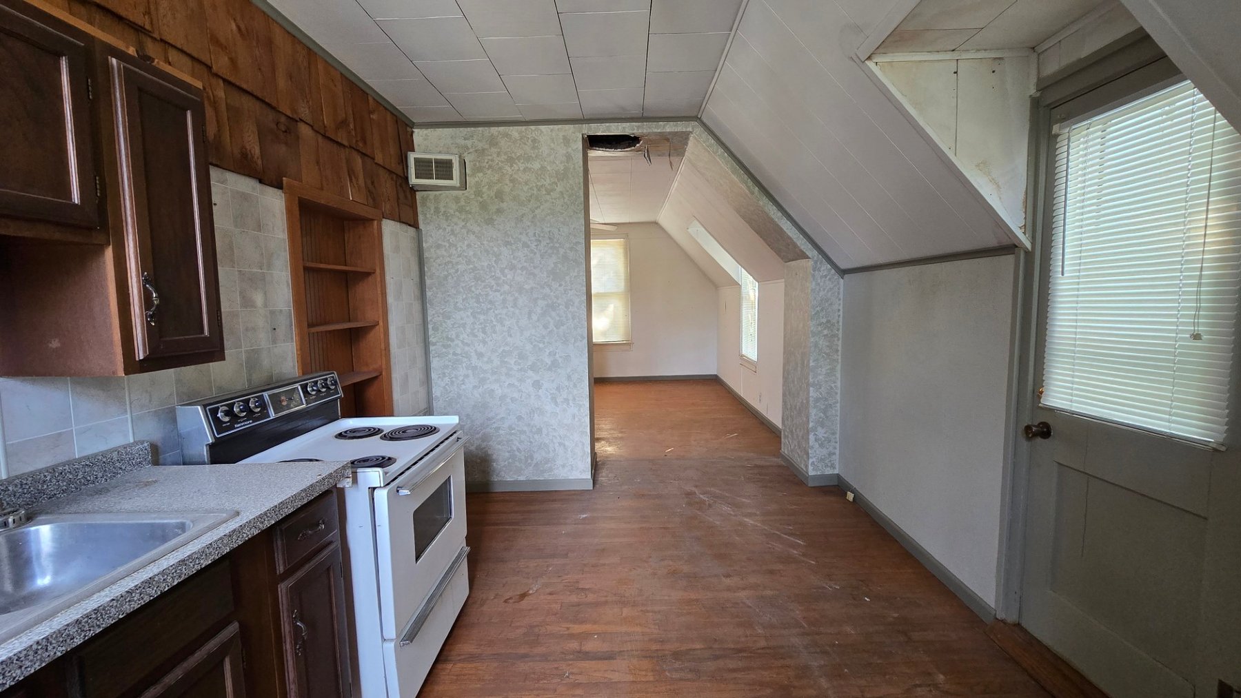 Image for FORMER FLORIST SHOP REAL ESTATE AUCTION