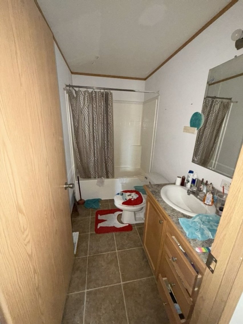 Image for Endless Possibilities Just Outside Harrisburg – Mobile Home on Large Lot!