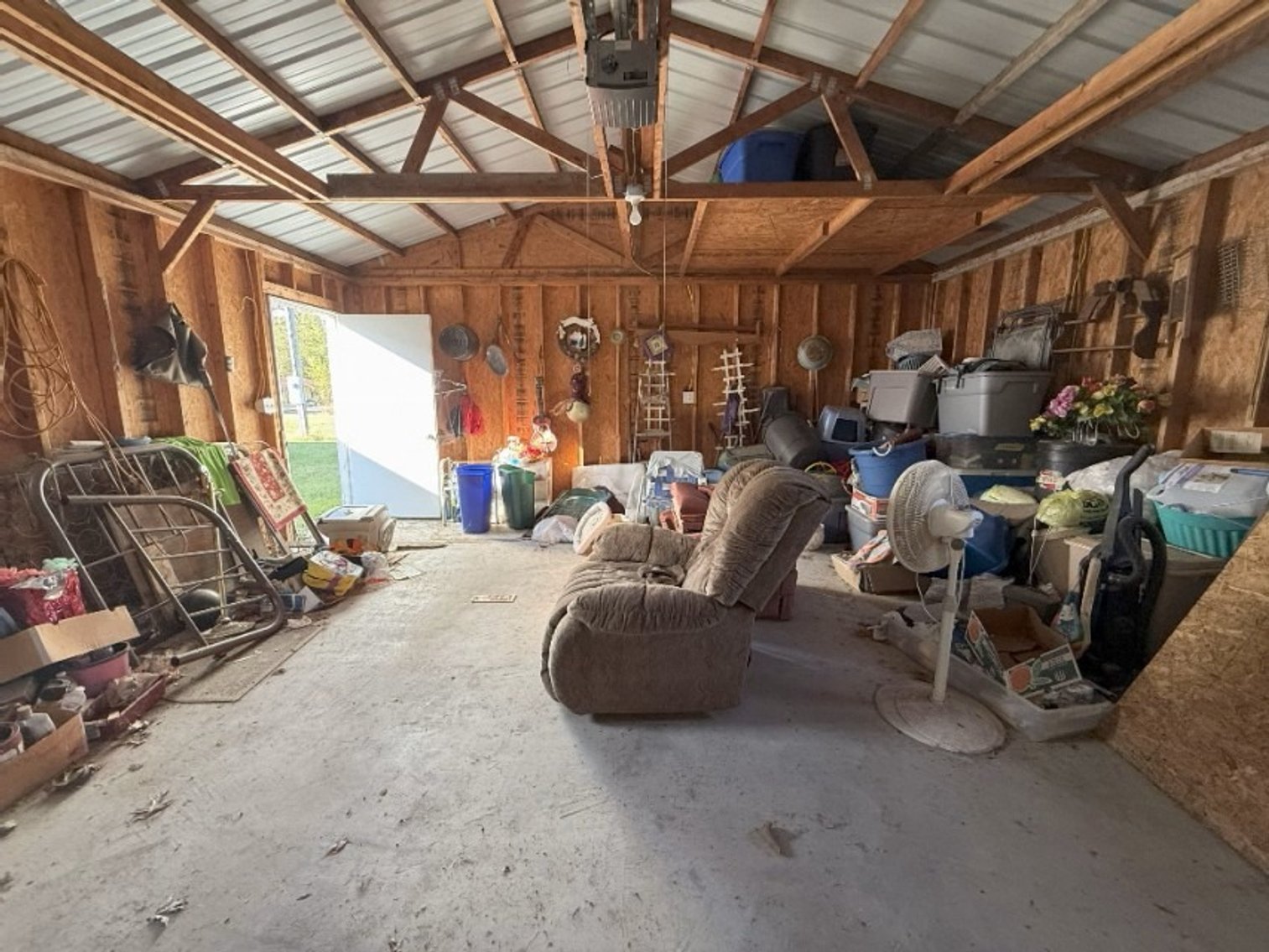 Image for Endless Possibilities Just Outside Harrisburg – Mobile Home on Large Lot!